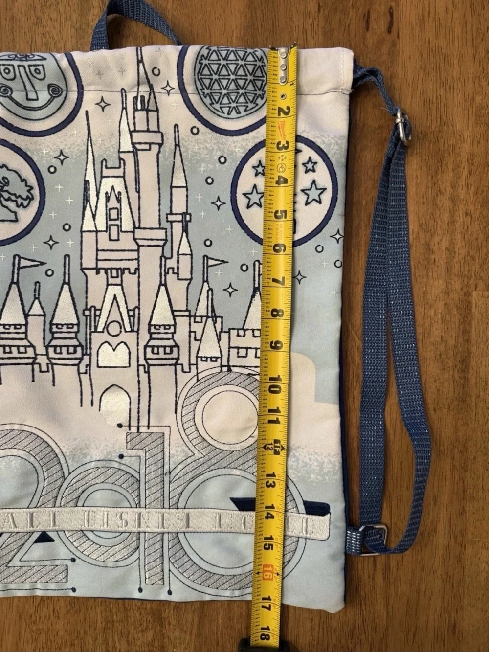 Cute 2018 WALT DISNEY WORLD Large Drawstring Backpack Blue Silver White metallic